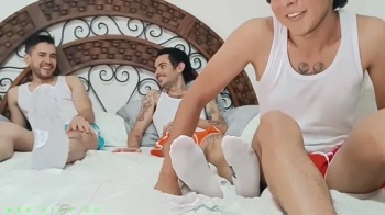 Mex-tick-oo - ALDAIR HACE COSQUILLAS A ANDY Y KUM.webp