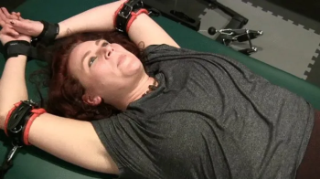 quick bench tickle test for ROSE LOW.webp