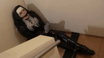 Phoenix VS Sarah Brooke Loser Gets Spanked WMV 1080P Version.webp