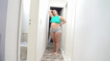 STINKY FARTS FOR YOU TO SMELL EVERYTHING YOU STUPID SLAVE BY BRITNEY HUNTER CAM BY DANI FULL HD.webp