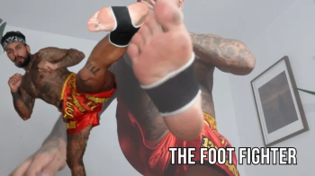 The foot fighter - Lalo Cortez.webp