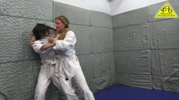 Andy vs Kiniku judo gi match.webp