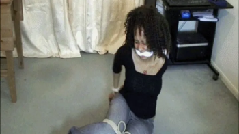 Dani Jeansbound.webp