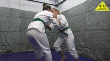 Viktoria vs Kimbra judo gi.webp