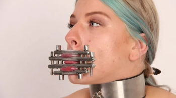 Nora Sparkle – Lips and Tongue Press.webp