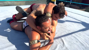 Money- Mike vs Leon- Submissions Match.webp