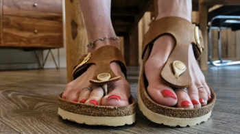 Toeplay with beautiful feet and Birkenstock Gizeh Big Buckle.webp