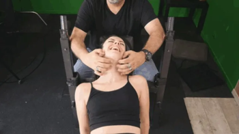 LISIE DIDN'T IMAGINED HER NECK WERE SO TICKLISH - FULL HD MP4.webp