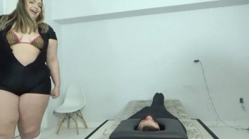 BBW GODDESS FACE SITTING AND FART CONTROL IN THE BOX (First 10 minutes Face sitting) BY BRITNEY HUNTER AND DANIEL SANTIA.webp