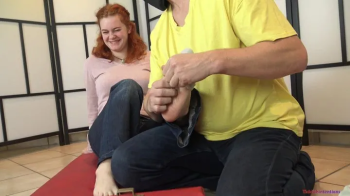 Niniane - Interview and Tickle-Test (FHD).webp