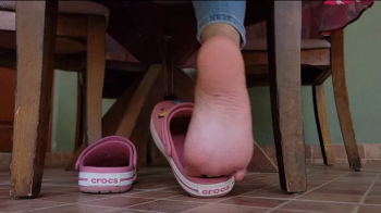 Shoeplay in Crocs By Nadieska part 1.webp