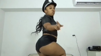 Amazon Blondi Facedown (1080p).webp