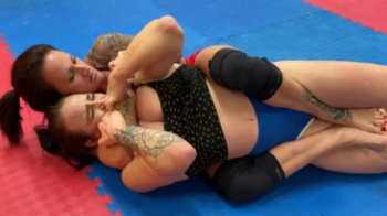 Taperedphysique vs Fitbst 100% Competitive Wrestling Battle.webp