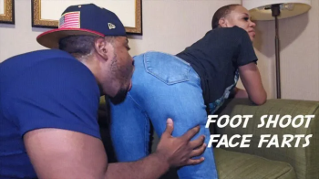 Farting On Perverted Foot Photographer - Jezebel Juice.webp