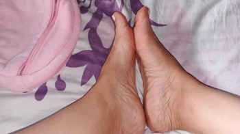 I love to touch my feet and therefore I give myself a rich and exciting massage on them (7).webp