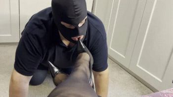 cleaning time for the heels.webp