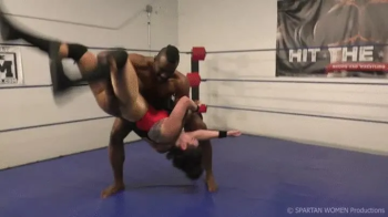 Irene Silver vs Darrius Jones Conflicts Pro Style Striking Silver.webp