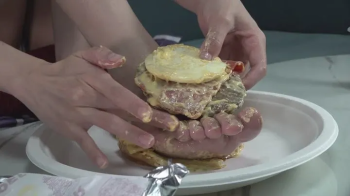 Meng Meng's foot burger.webp