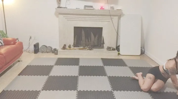 Competitive BellaLuxx vs GreasyRose.webp