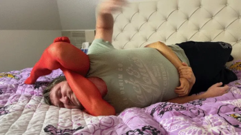 Brutal Headscissors Reverse Triangle In Lingerie - WMV.webp
