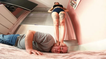 Head Crushed Under Bare Feet FLOOR CAM (4K).webp