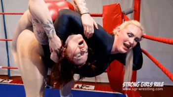 SGR0339 Lifted Slammed Squashed - Chloe Davis crushes Eva Ray HD.webp