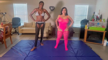 Little Rampage has a fantasy roll with Ebony queen Paris Love.webp