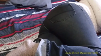 Sexy Book Reading Farts - Facefarts, Farting, Solo Female, Jeans Fetish, Ass Fetish.webp