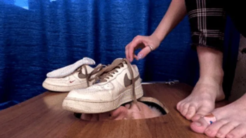 Alt girl loves to trample floor-faces of mature slaves (part 5 of 7), flo719x 2160p.webp
