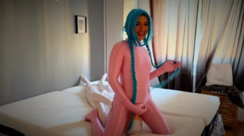 Pink Jinx VS Dildoman In Bedroom - Full - Polish Language.webp