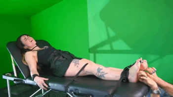 FOXY IS FOOT TICKLED TO HER REAL LIMITS - FULL HD MP4.webp