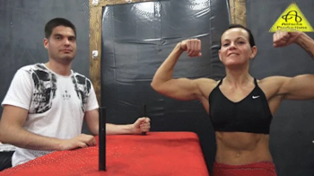 Armwrestling- Kim vs Ati.webp