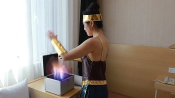 The story of Wonder Woman - the mysterious treasure chest.webp