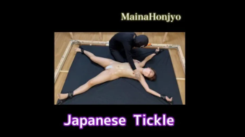 Maina Honjyo - Tickling a extreamly ticklish girl with lotion.webp