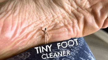 Tiny Foot Cleaner For Giantess Brianna Kelly.webp