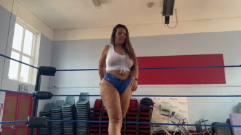 Denise – tight boob cuff strappado.webp