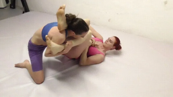 Julie vs Roxy - The Prague Tournament.webp