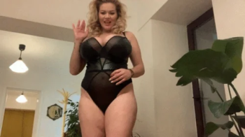 Giantess teases you.webp
