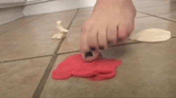 Velvets Foot Crush.webp