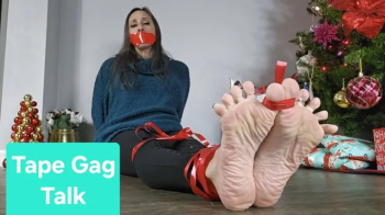 TFF1527 - Blonde Giantess Louise Jones Devours Tinies - 4K UHD MP4.webp
