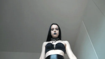 THE GIANTESS DIVINE FEET.webp
