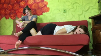 At the neighbor's feet, domination, pleasure and lots of sensuality! - Brazilian Footjobs.webp