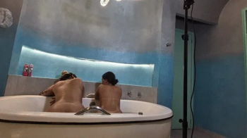 Behind the scenes in a bubble bath with lots of farts by Babi Ventura and Bruna Paes part 3.webp