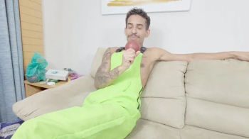 FARTING ON THE IDIOT INTERVIEWER - BY DEBORA OLIVER - CLIP FULL.webp