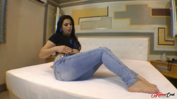 FARTING SOLO IN MY TIGHT JEANS - KATE BECKER - CLIP 6 - FEBRUARY 2025.webp