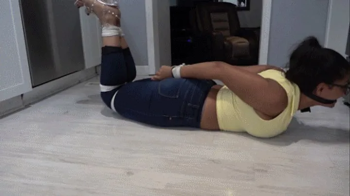 r2502CALISA-Home alone! He tied me up in the kitchen!.webp