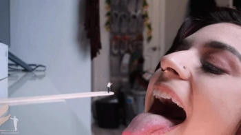 Tiny Guys Foot Fetish And Fantasies - Mia Hope Shrunk And Swallowed Willingly.webp