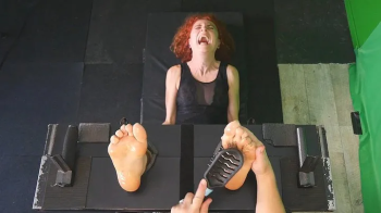THE ITALIAN BEAUTY AGATHA ENDURES VERONIQUE'S TICKLES - HD WMV.webp