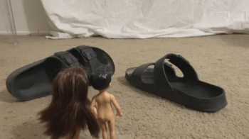 Jaynes Naughty Clips - Giantess Finds Couple Vore and Insertion.webp