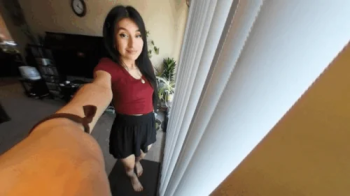 Tiny Guys Foot Fetish And Fantasies - Chia Tiny Roommate - VR360.webp